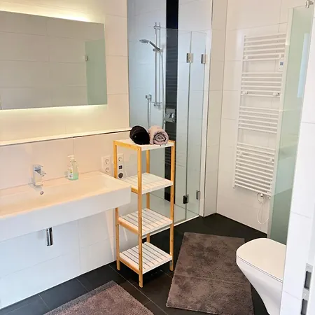 Zentral Gelegenes Design-loft Fuer Hoechste Ansprueche شقة