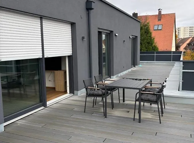 Zentral Gelegenes Design-loft Fuer Hoechste Ansprueche Lejlighed
