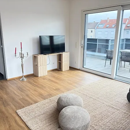 Zentral Gelegenes Design-loft Fuer Hoechste Ansprueche דירה נירנברג